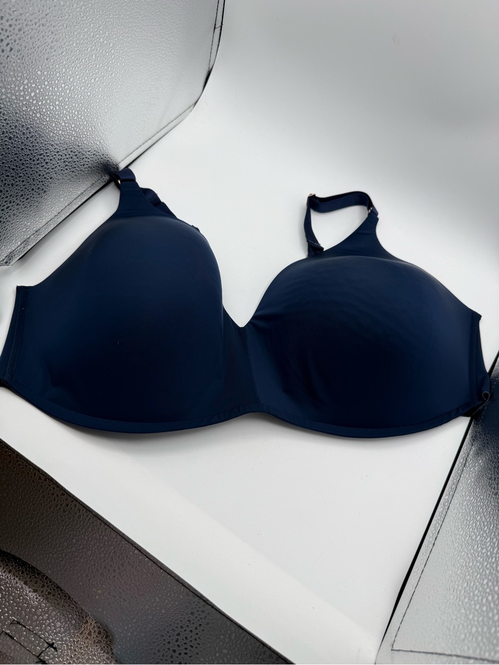 Soma Women’s Navy Wireless Back Closure Bra Sz 44DDD. O-27